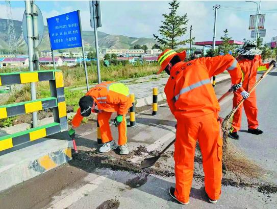 海東公路總段加強(qiáng)對(duì)所轄干線(xiàn)巡查工作 為公路安全暢通保駕護(hù)航